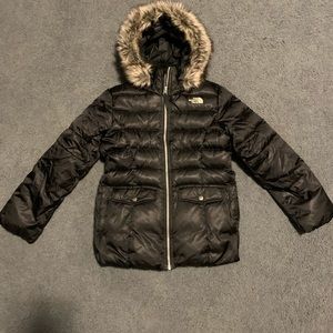 North face girls puffer